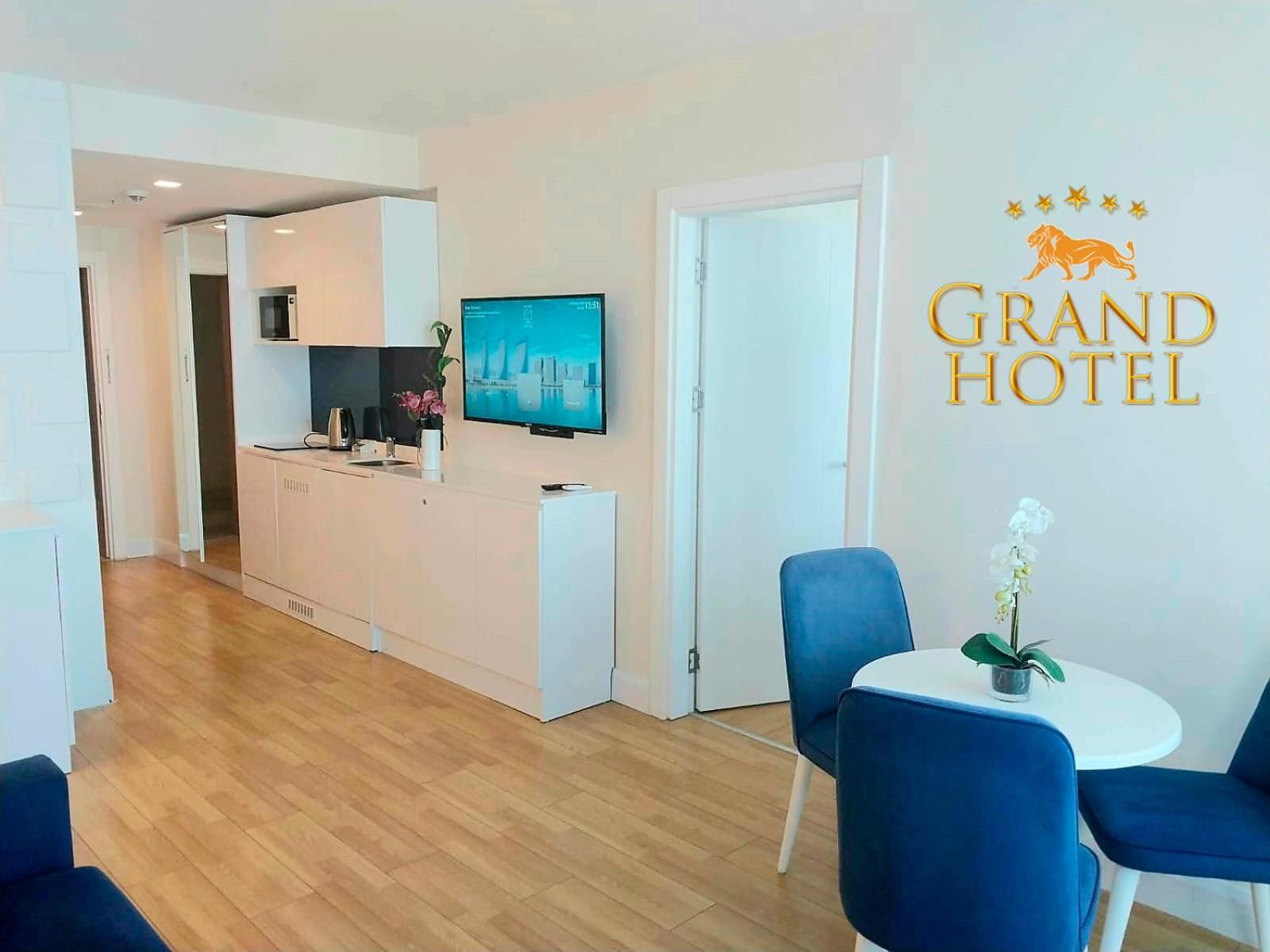 Grand Hotel ☆ Orbi City 바투미 외부 사진