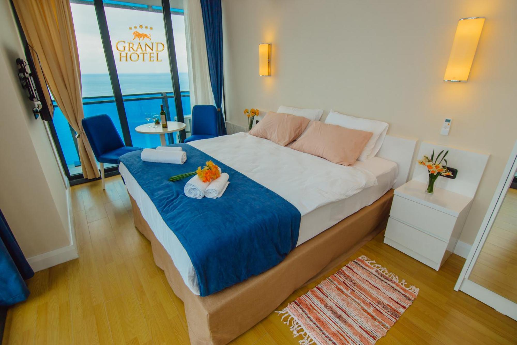 Grand Hotel ☆ Orbi City 바투미 외부 사진